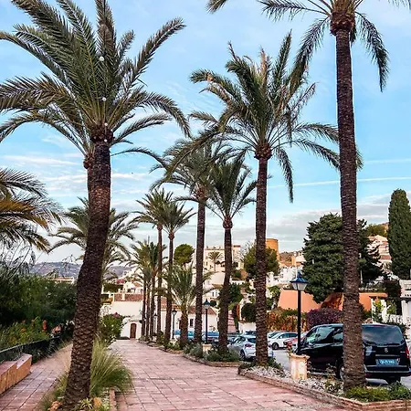 Newly Renovated In With Huge Pool * Nerja