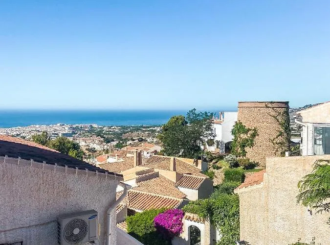 Newly Renovated In With Huge Pool Appartement *