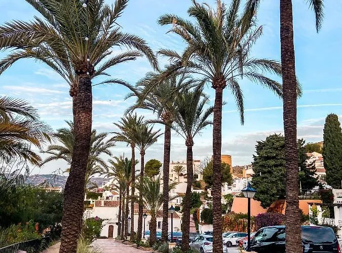 Newly Renovated In With Huge Pool * Nerja