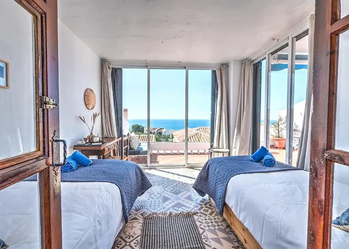 Appartement Newly Renovated In With Huge Pool *