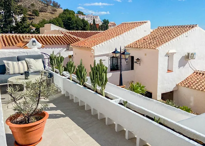 Appartement Newly Renovated In With Huge Pool