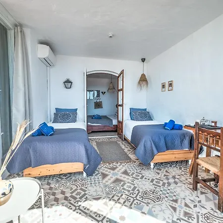 Newly Renovated In With Huge Pool Apartment Nerja