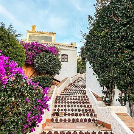Apartamento Newly Renovated In With Huge Pool *